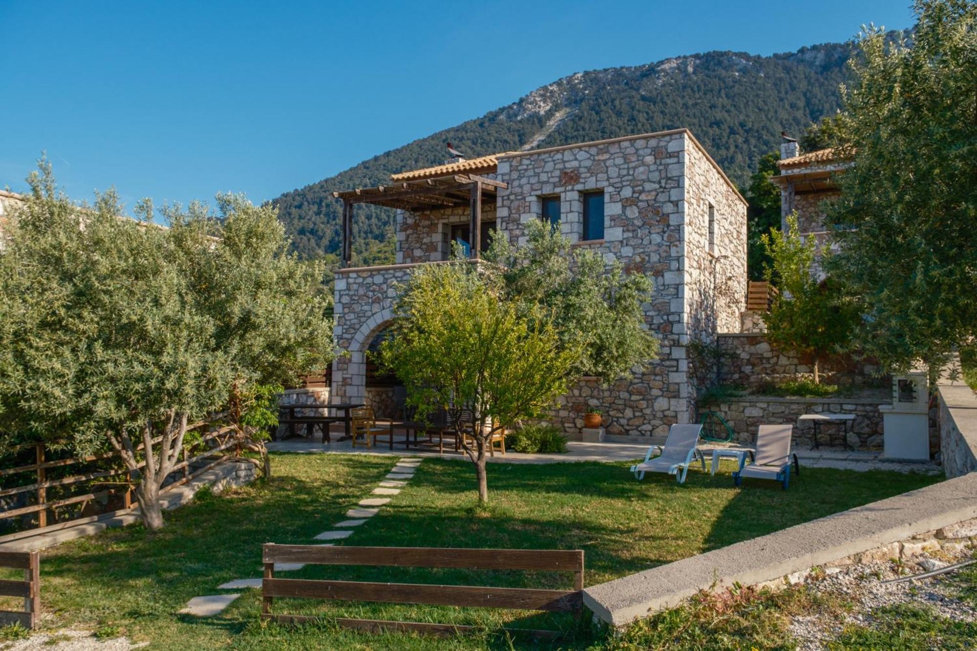 Salagro Seaview Villa Salakos
